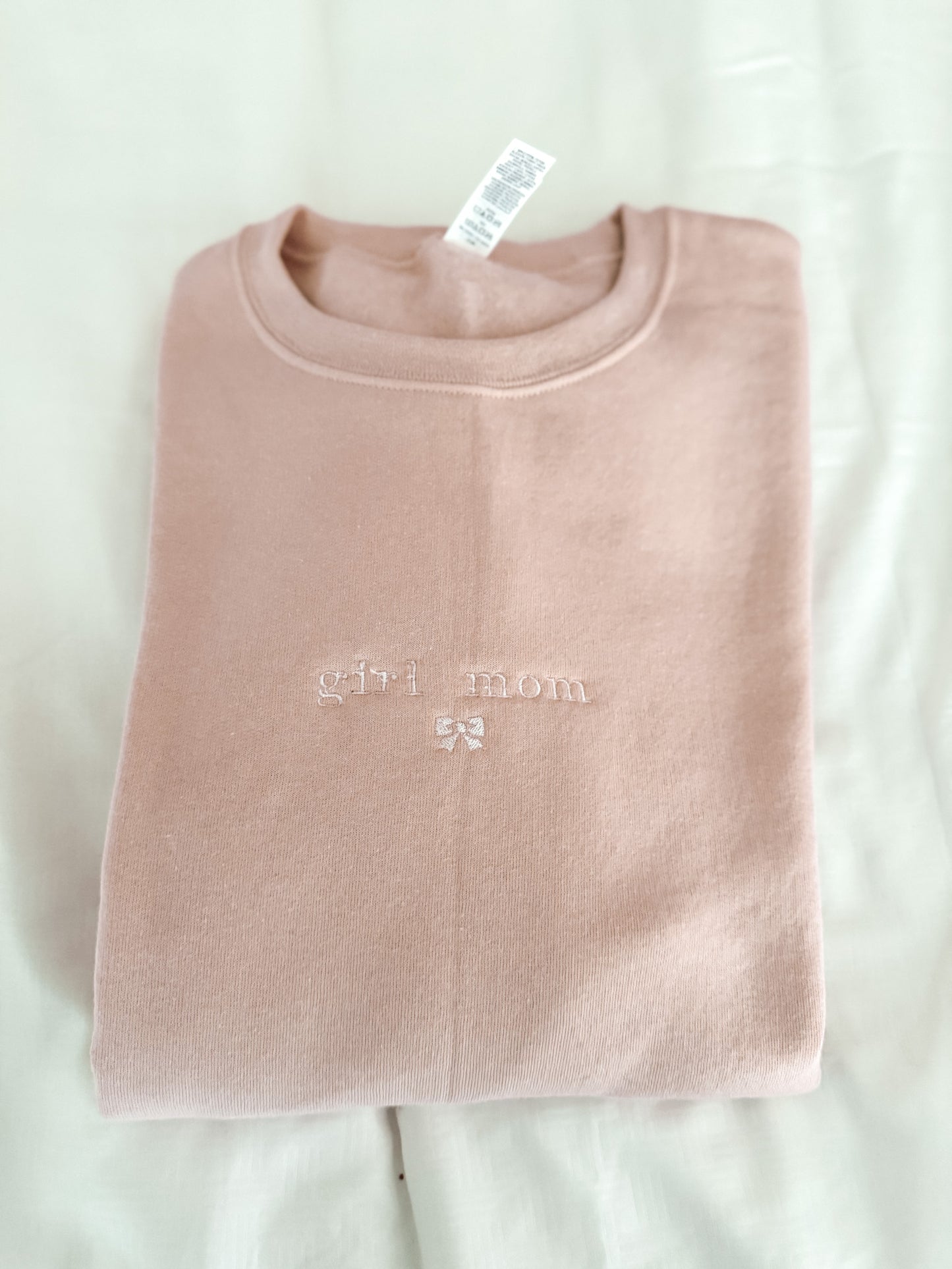 The Gull Mom Crewneck