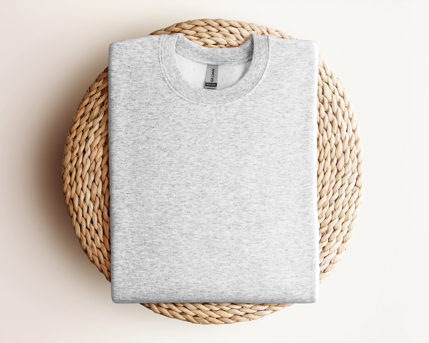 Custom Birth Flower Crewneck Sweatshirt - Isla and Grace