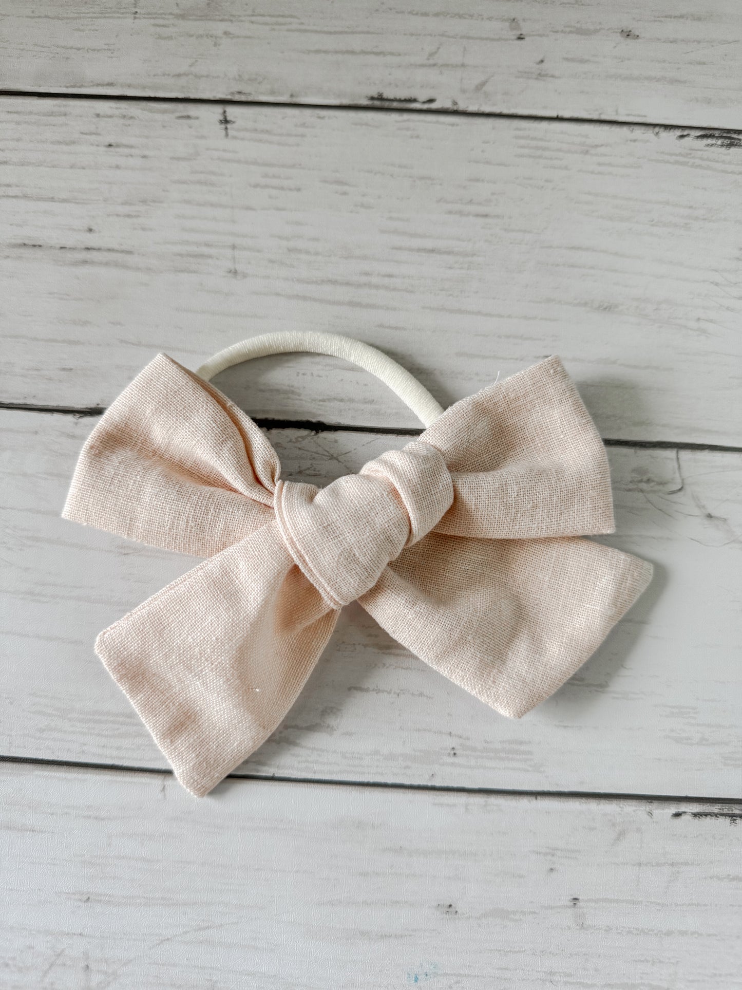 Mara Hand Tied Bow x Large Linen Bow